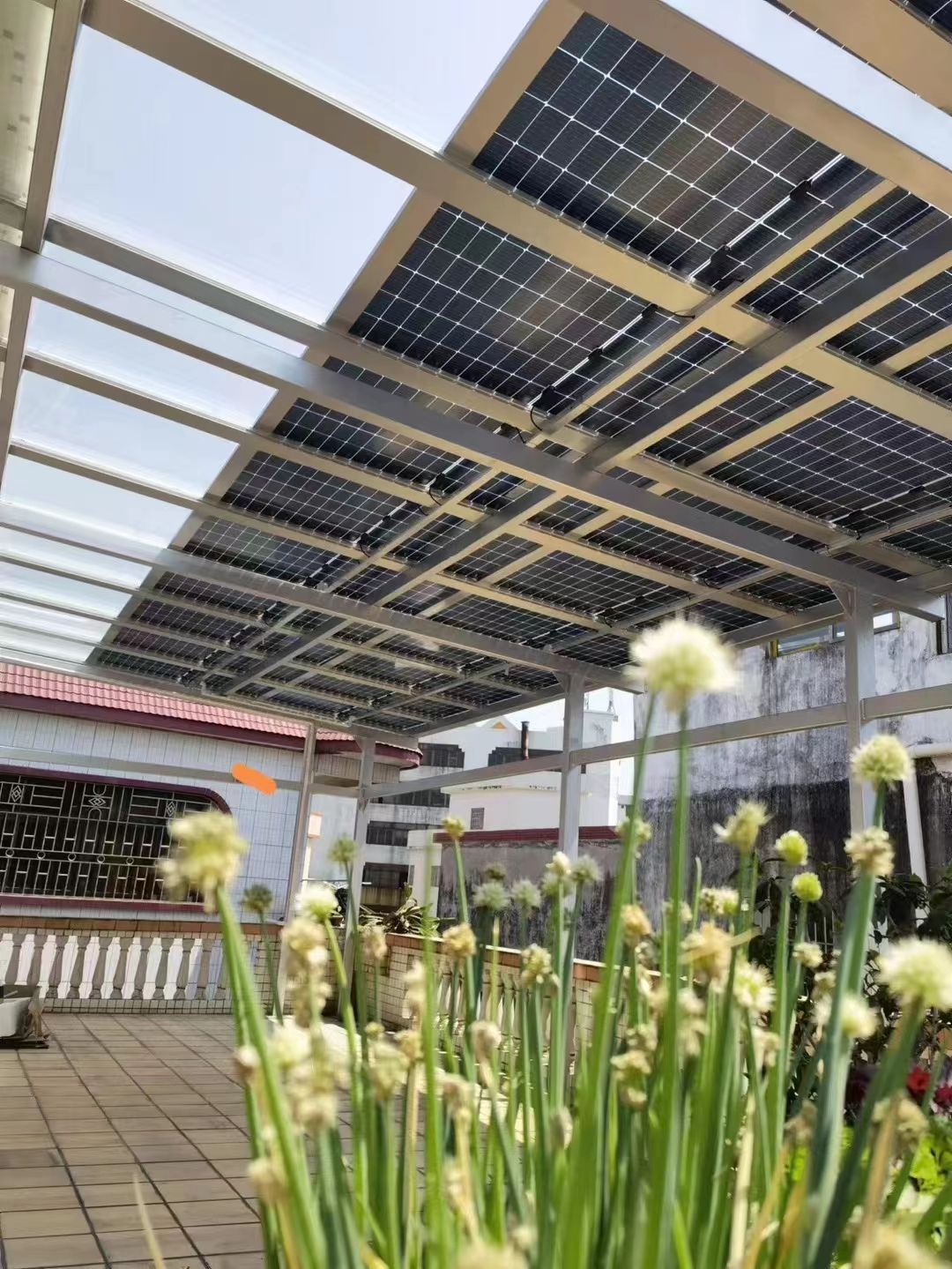 海门别墅家用屋顶太阳能发电系统安装